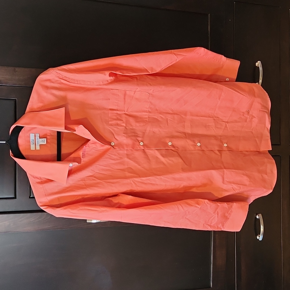 Croft & Barrow Men's Salmon Button Down Collared Shirt Sz. L